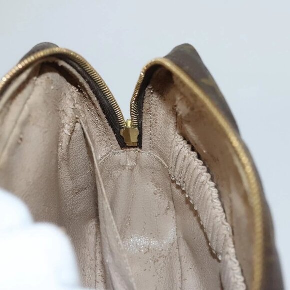 LOUIS VUITTON Monogram Trousse Toilette 23 Clutch Bag M47524 LV Auth 119879 - Picture 13 of 16